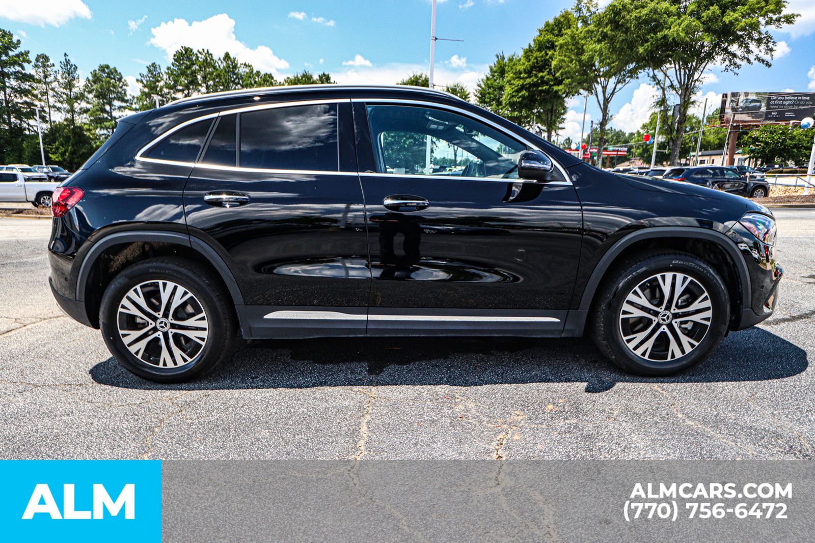 2025 Mercedes Benz GLA 250 photo 9