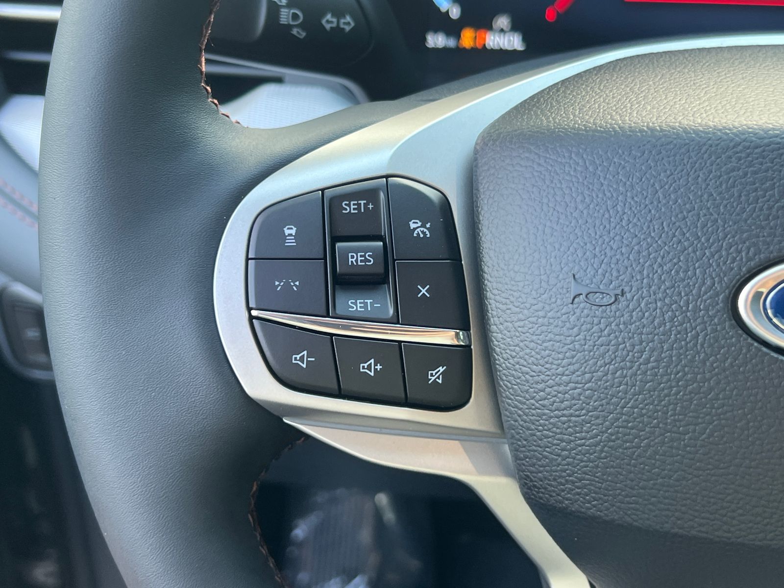 New 2026 Carbonized Gray Metallic Ford Active image 21