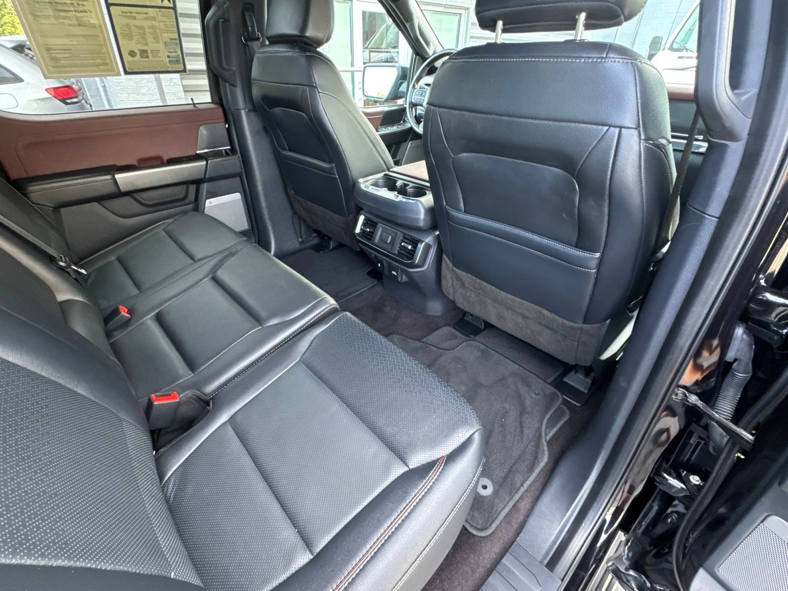 Used 2022 Agate Black Metallic Ford Lariat image 26