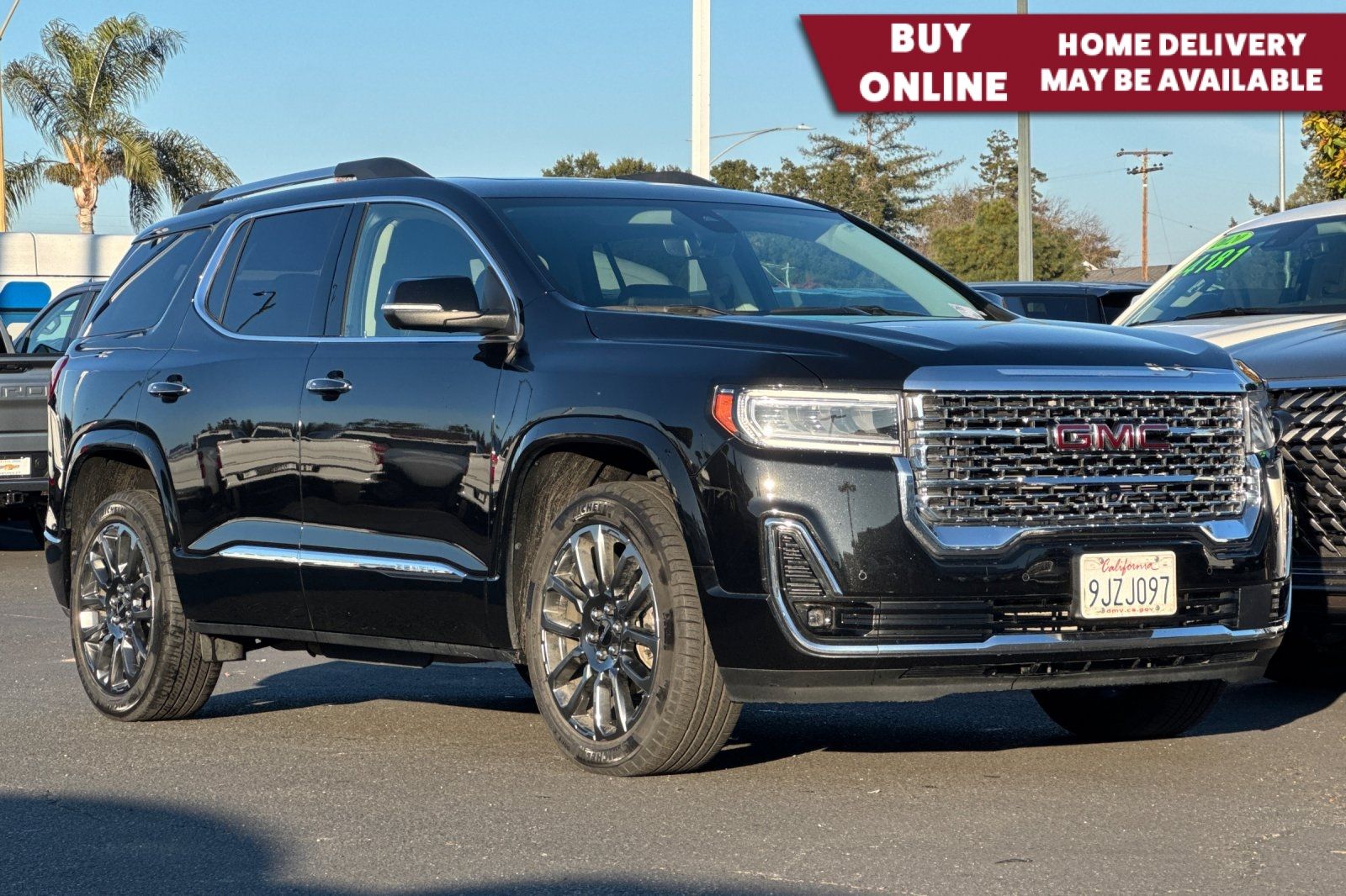 2023 GMC Acadia Denali FWD