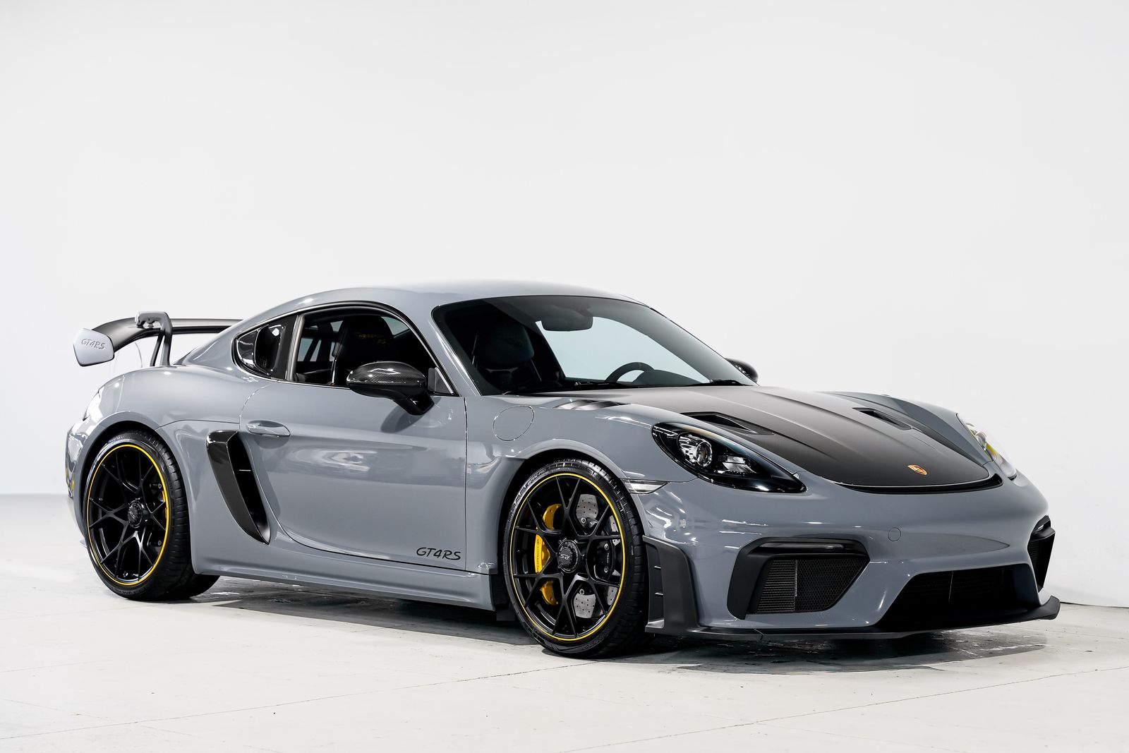  2023 Porsche 718 Cayman GT4 RS RWD   