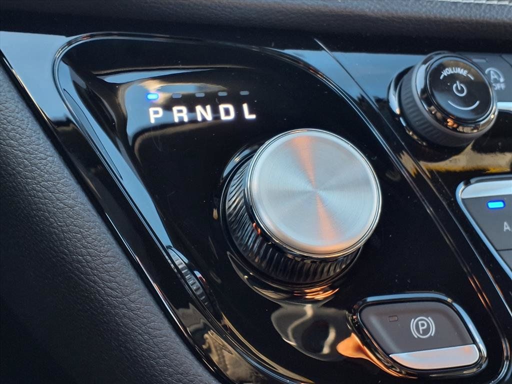 2026 Chrysler Pacifica Select - 8