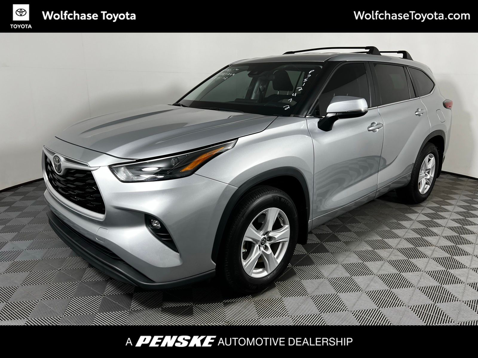 Thumbnail: 2023 Toyota Highlander - 1