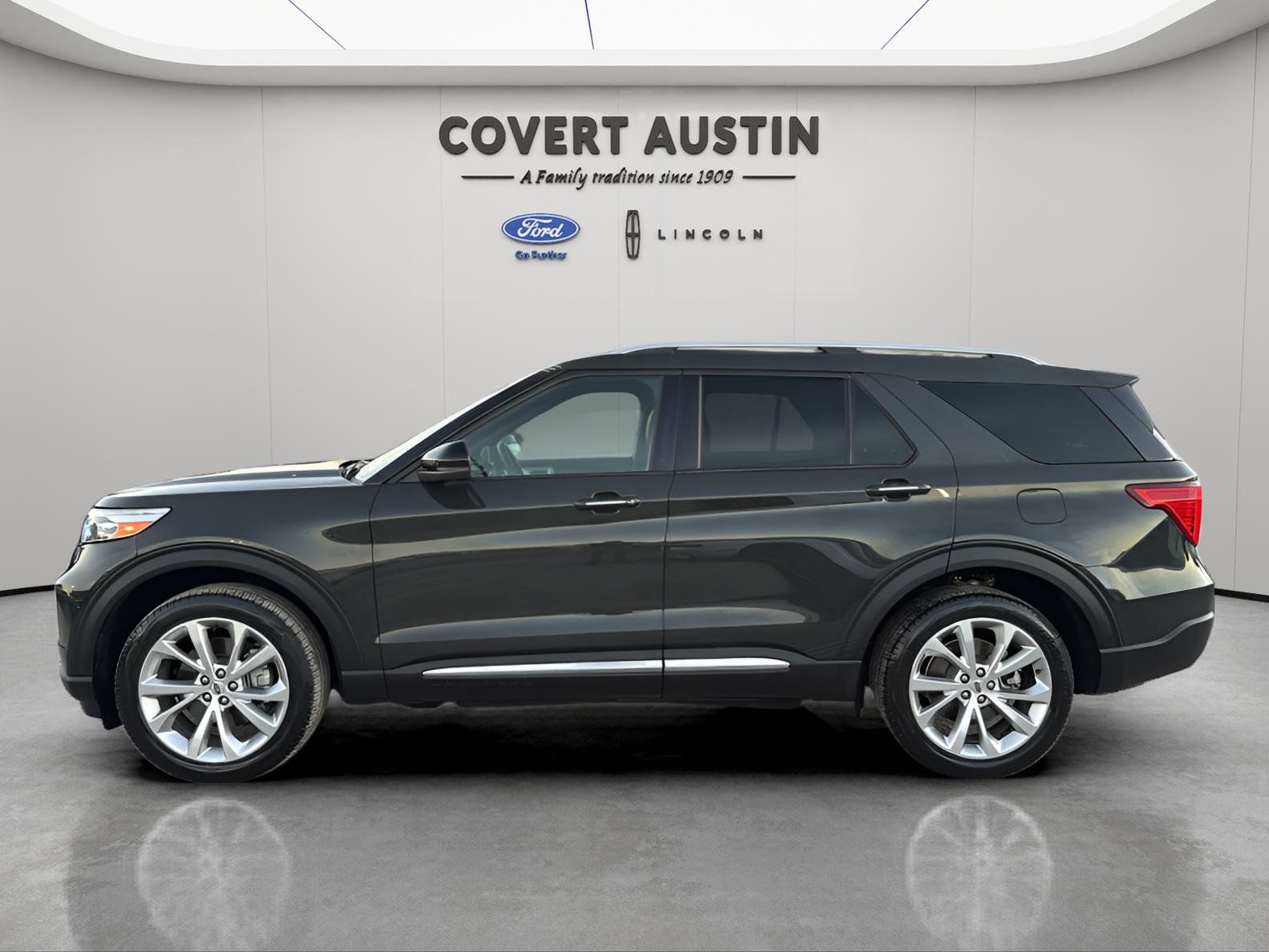Used Car 2022 Ford Explorer  Platinum For Sale Under $40,000 In Austin, Texas