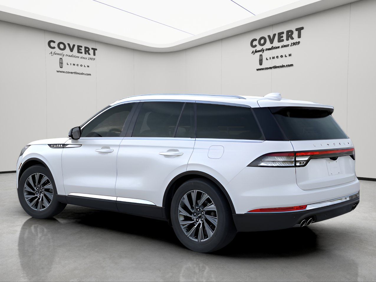 New 2026 White Lincoln Premiere image 4