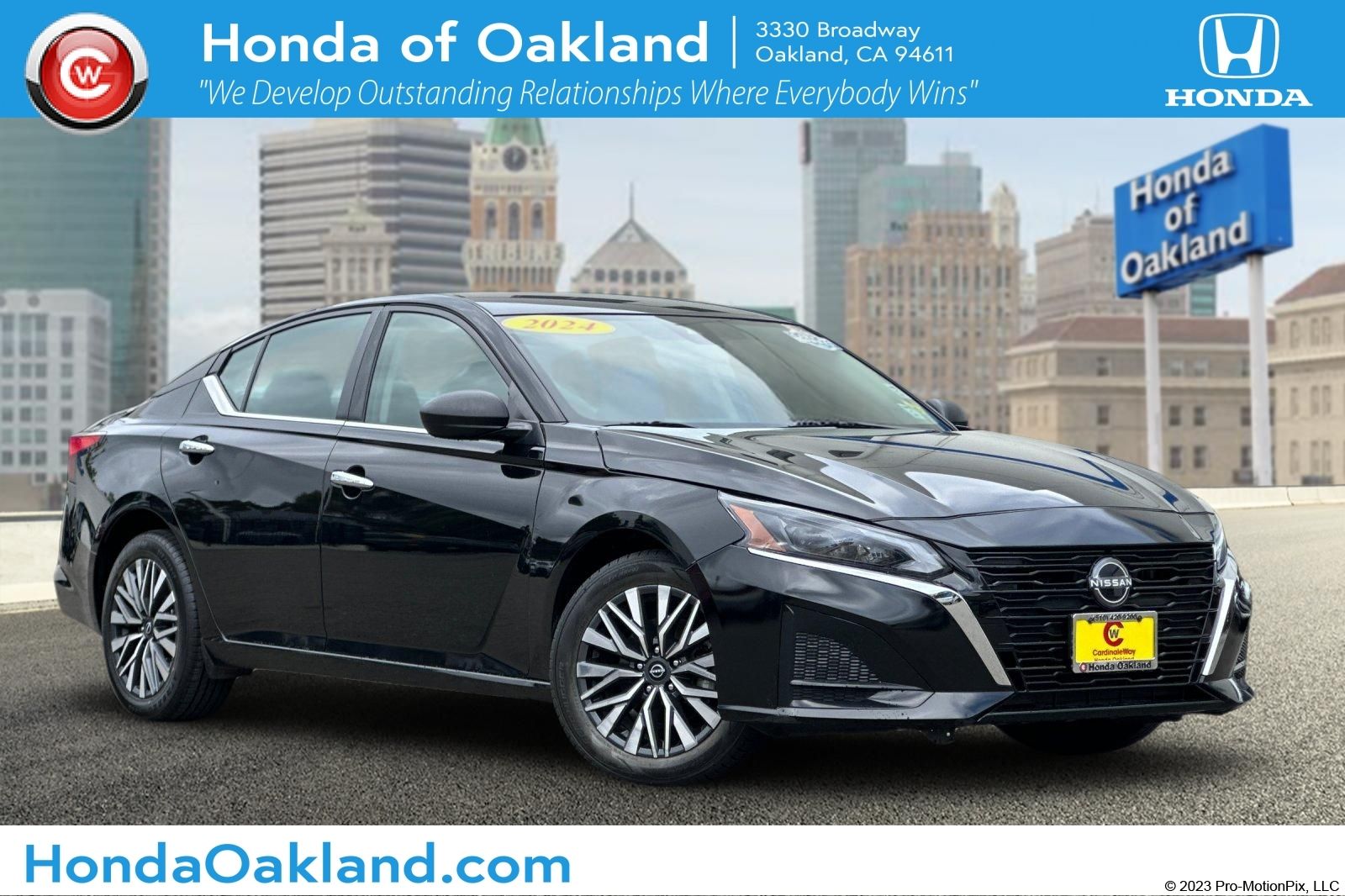 Super Black 2024 Nissan Altima 2.5 SV AWD Sedan All-Wheel Drive Continuously Variable Transmission