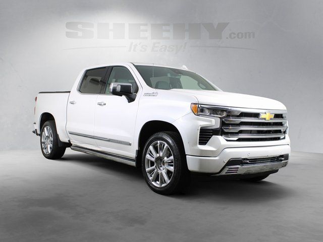 Used 2023 Iridescent Pearl Tricoat Chevrolet High Country image 2