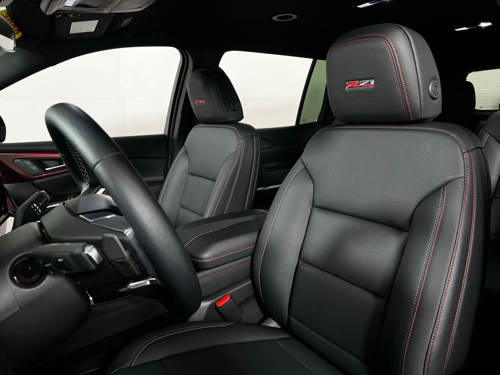 Thumbnail: 2025 Chevrolet Traverse - 13