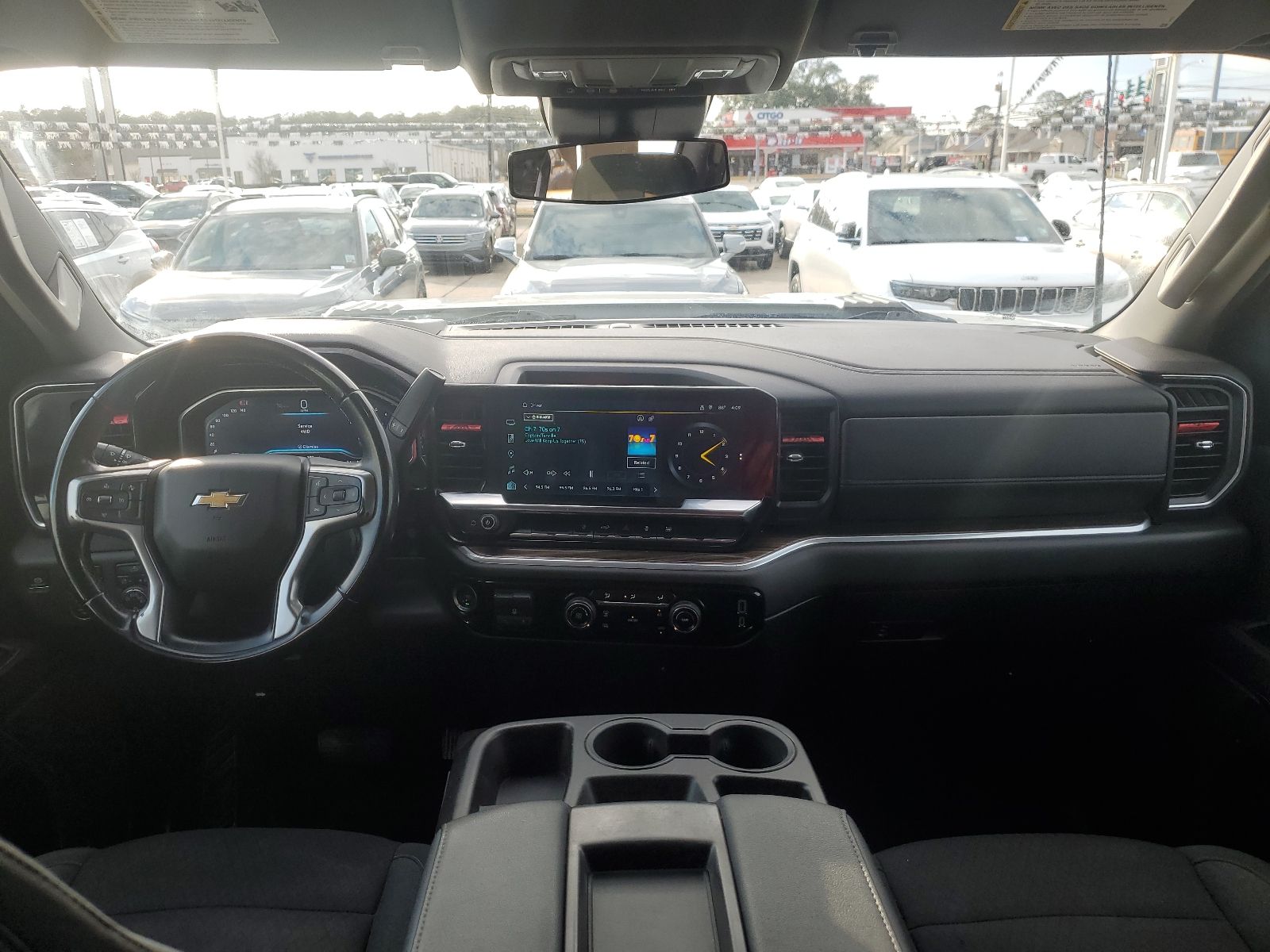 2024 Chevrolet Silverado 2500HD LT - 8