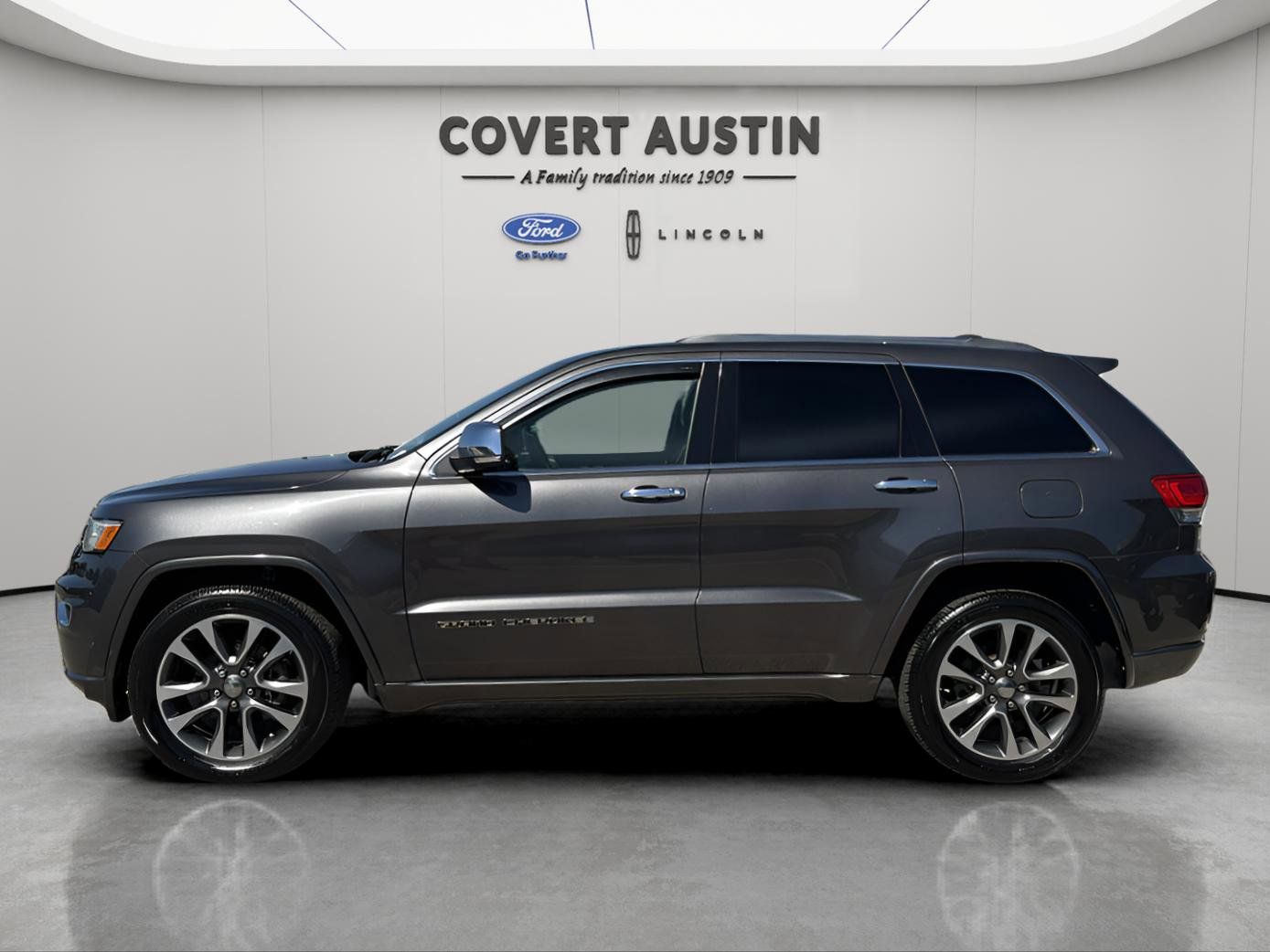 Used Car 2018 Jeep Grand Cherokee  Overland For Sale Under $25,000 In Austin, Texas