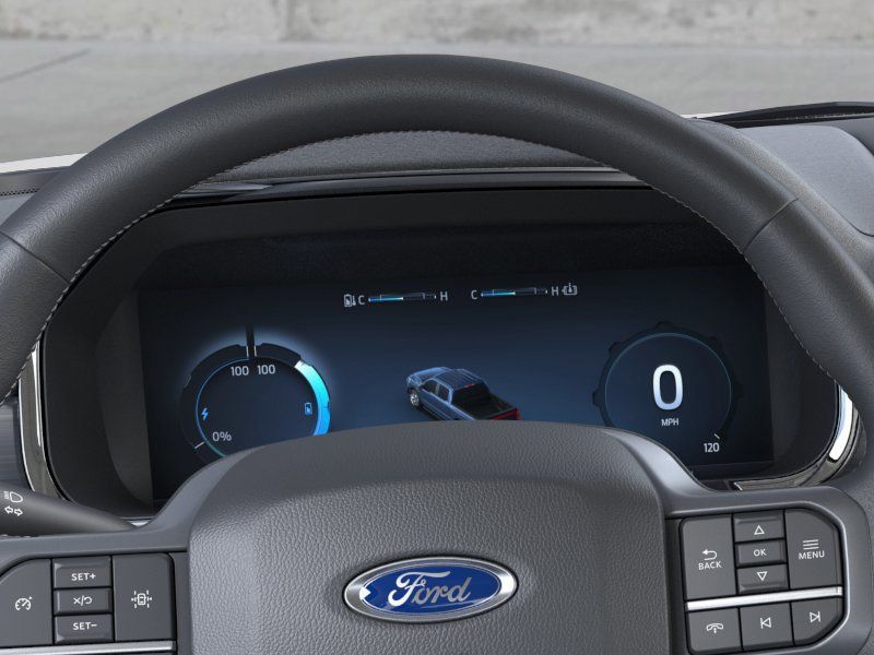 New 2025 Space White Metallic Ford XLT image 13