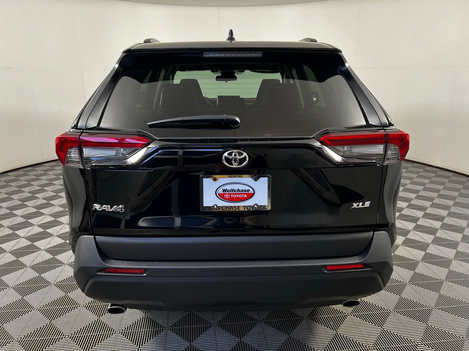 2024 Toyota RAV4 XLE 6