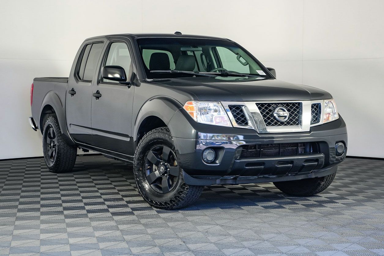 Night Armor 2015 Nissan Frontier Pickup Truck 4X2 5-Speed Automatic Overdrive