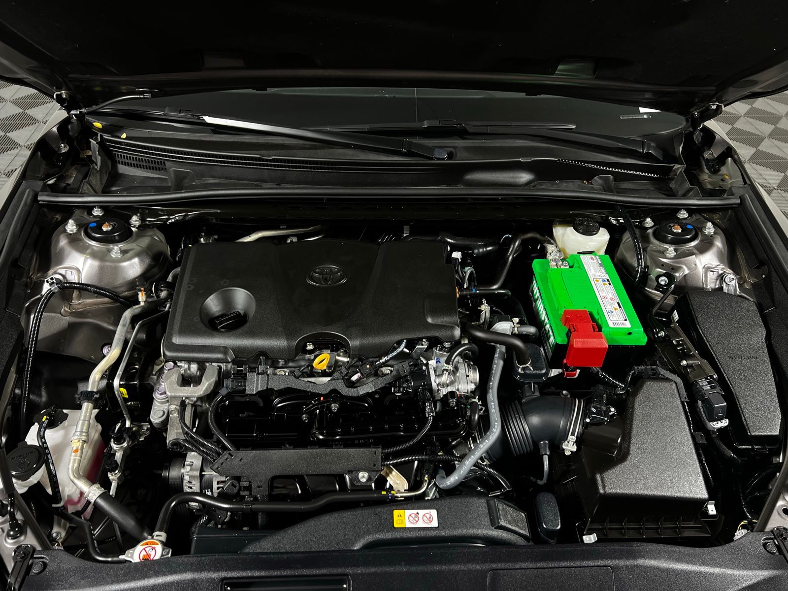 Thumbnail: 2024 Toyota Camry - 9