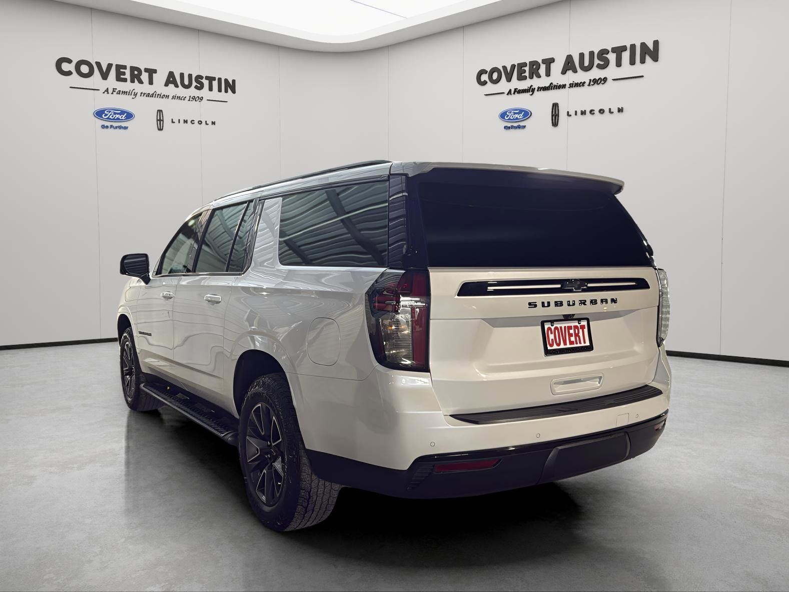 Used Car 2023 Chevrolet Suburban  Z71 For Sale Under $70,000 In Austin, Texas