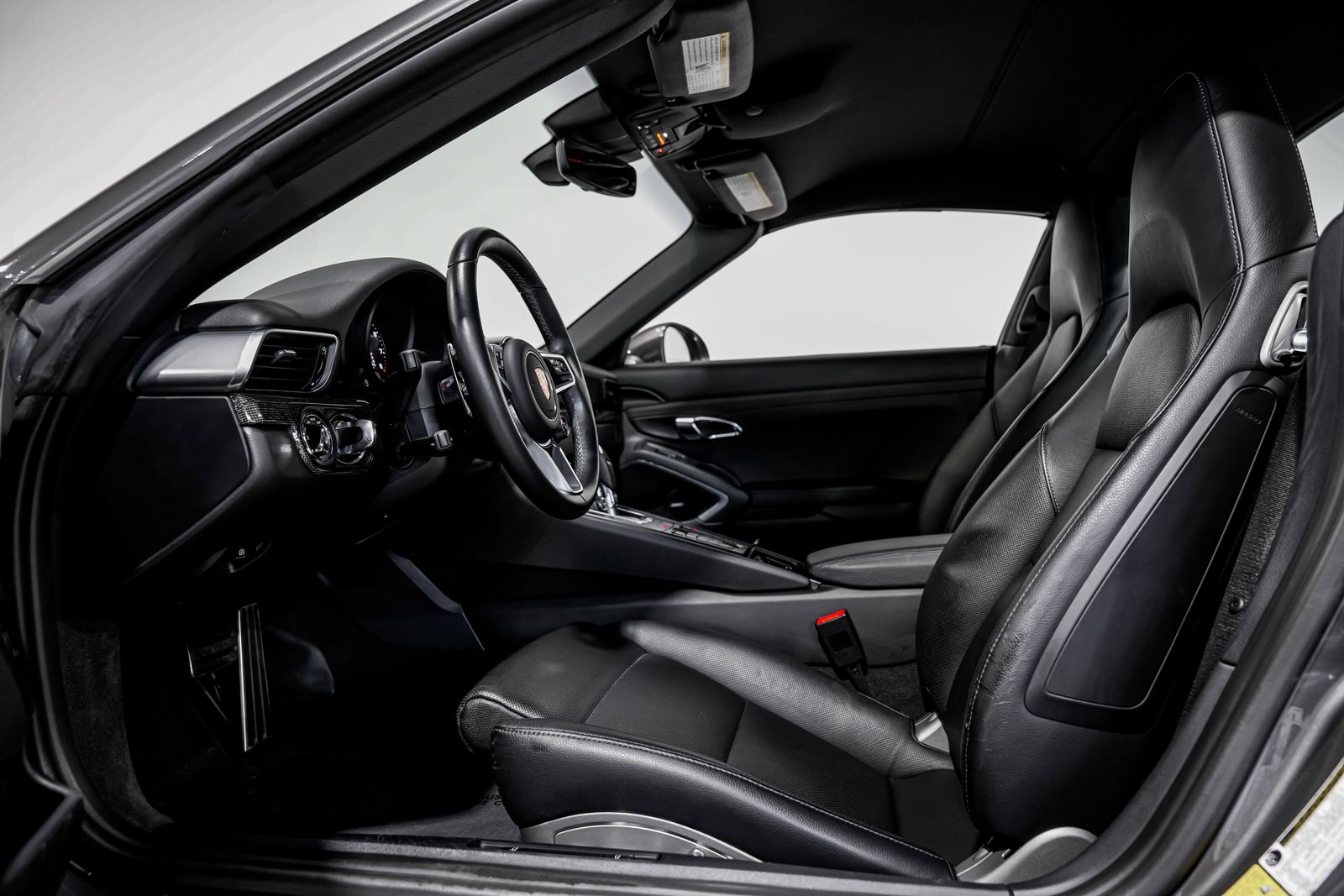 2017 Porsche 911 Targa 4S — photo 18
