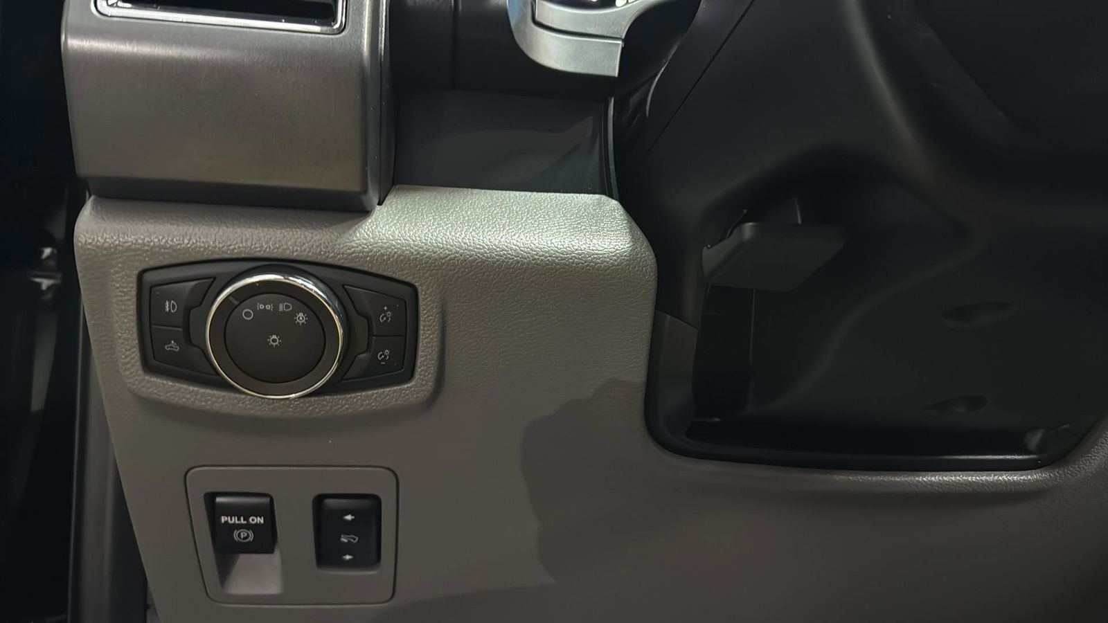 Used Car 2020 Ford F-150  Xlt For Sale Under $30,000 In Austin, Texas