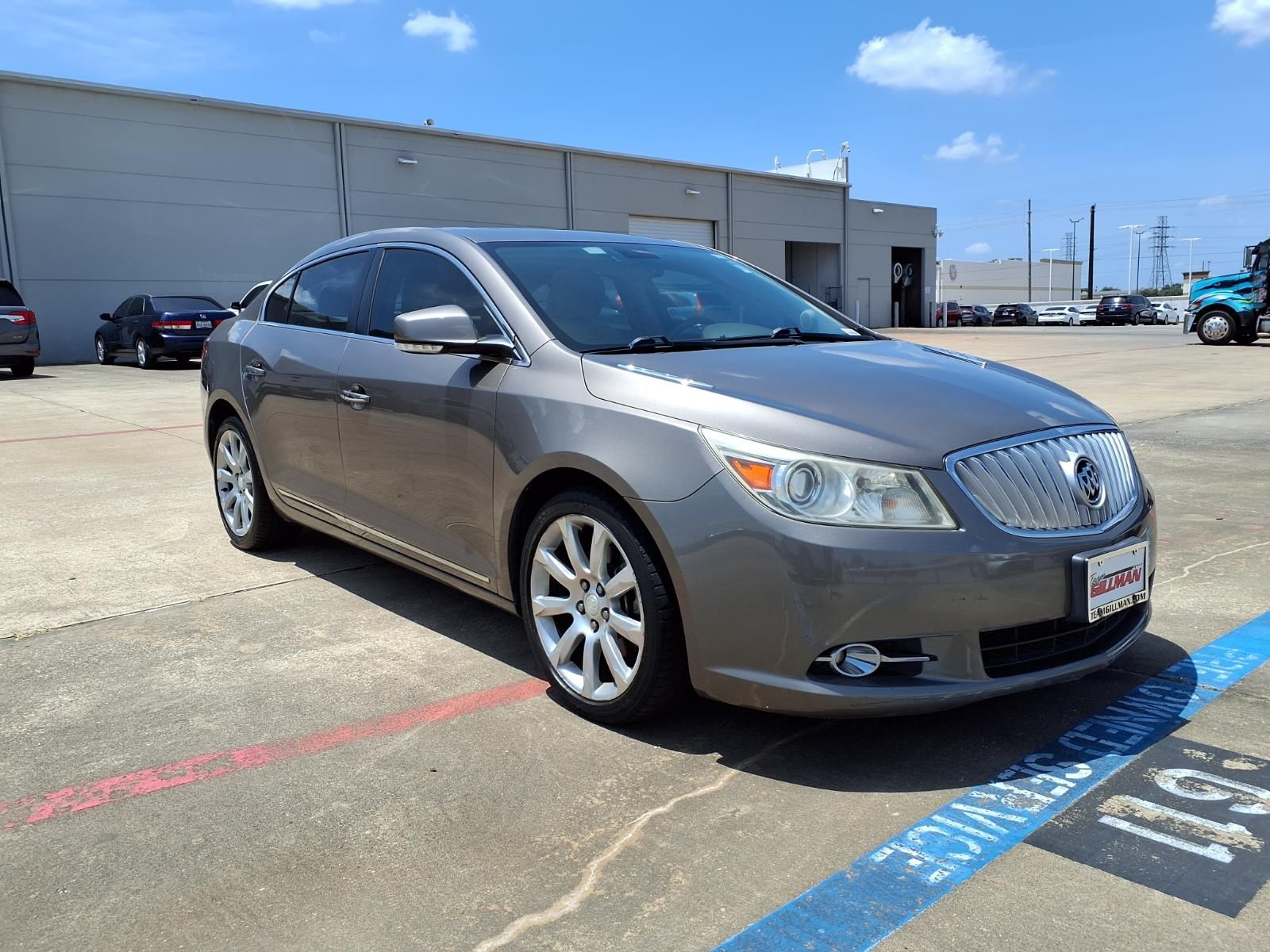 2012 Buick LaCrosse Touring FWD    