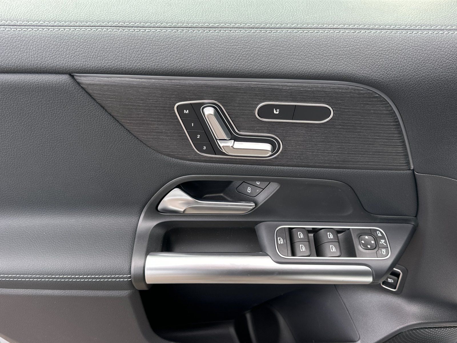 new 2026 Mercedes-Benz GLA car