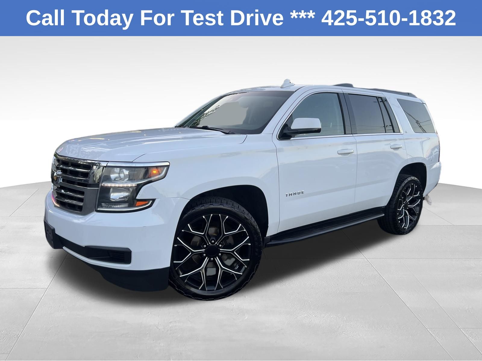 Summit White 2017 Chevrolet Tahoe SUV / Crossover Four-Wheel Drive 6-Speed Automatic Overdrive