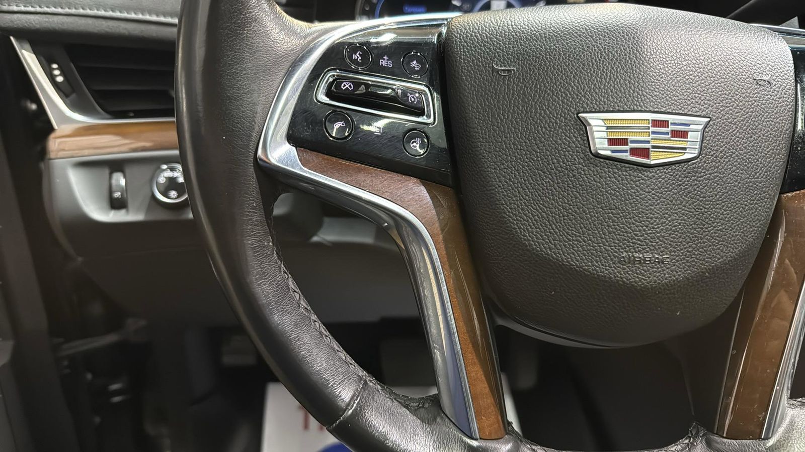 Used Car 2020 Cadillac Escalade  Luxury For Sale Under $40,000 In Austin, Texas