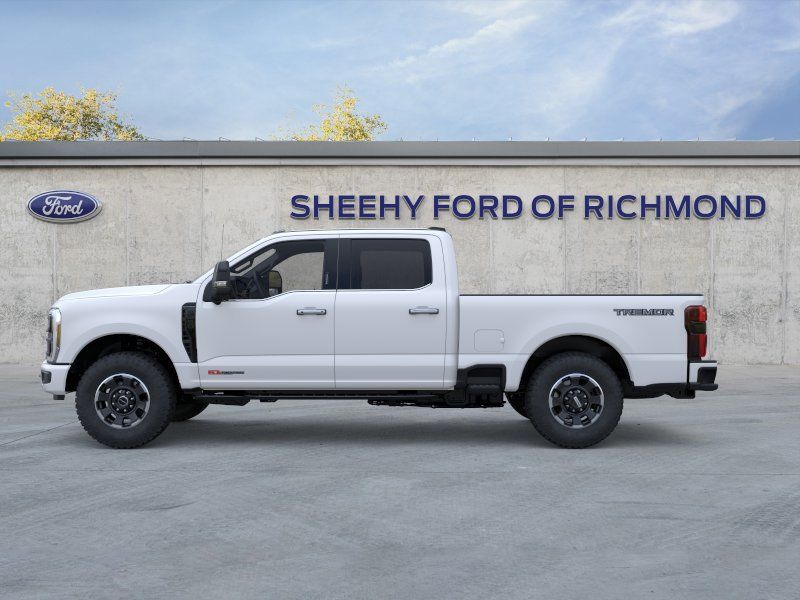 New 2026 Star White Metallic Tri-Coat Ford Platinum image 4