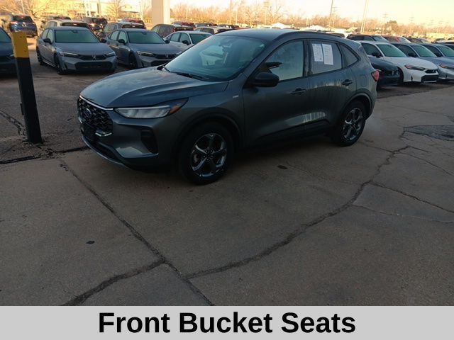 2025 Ford Escape ST-Line FWD