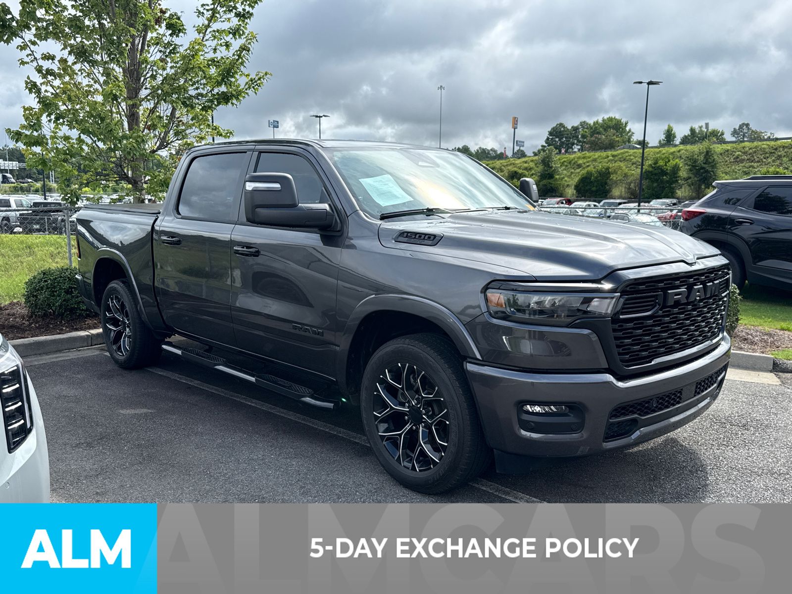 Used 2025 Granite Crystal Metallic Clearcoat RAM Big Horn/Lone Star image 4