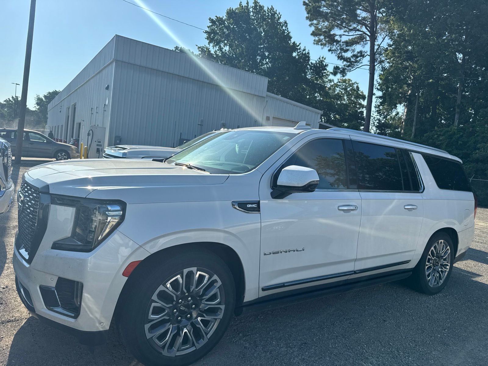 2023 GMC Yukon XL Denali Ultimate 4WD