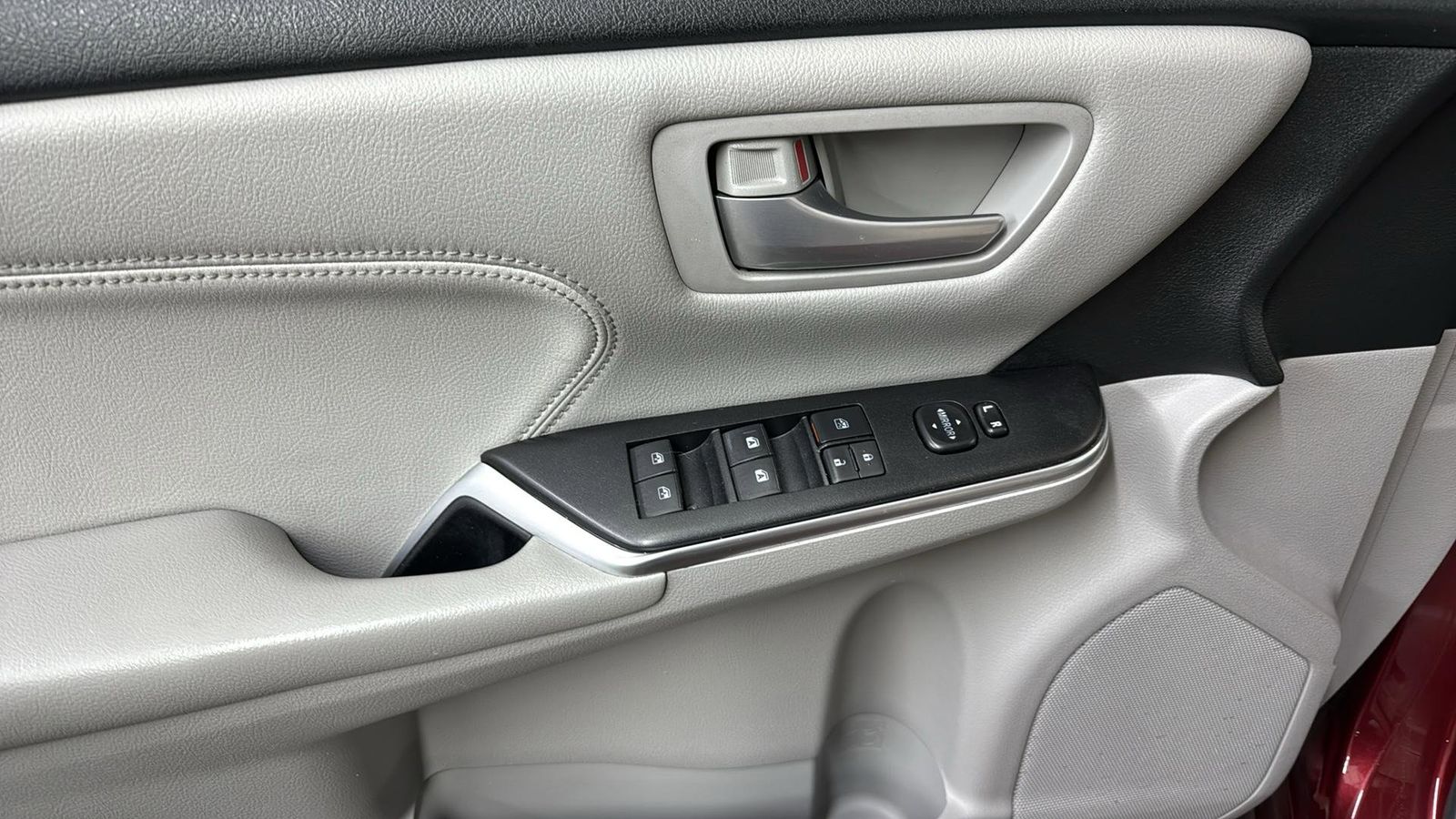 Used Car 2017 Toyota Camry  Xle For Sale Under $15,000 In Austin, Texas