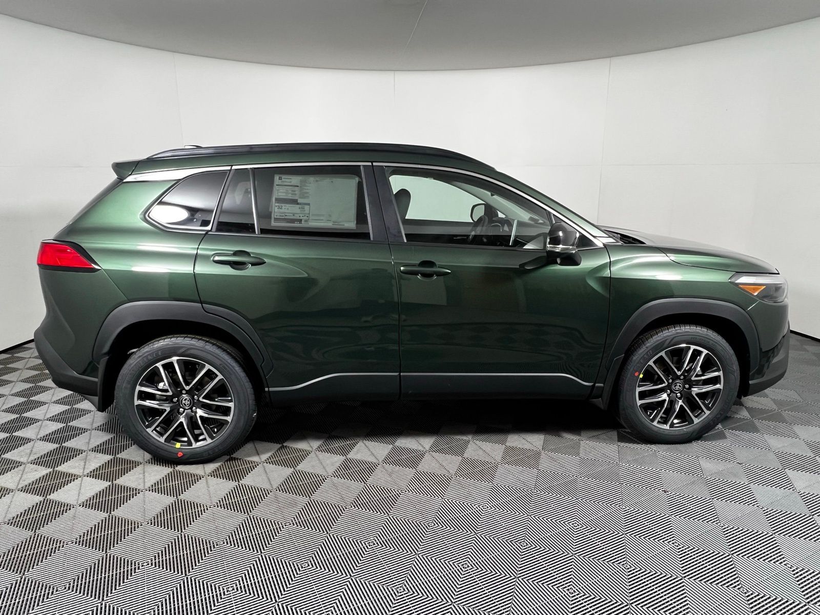 Thumbnail: 2026 Toyota Corolla Cross - 4