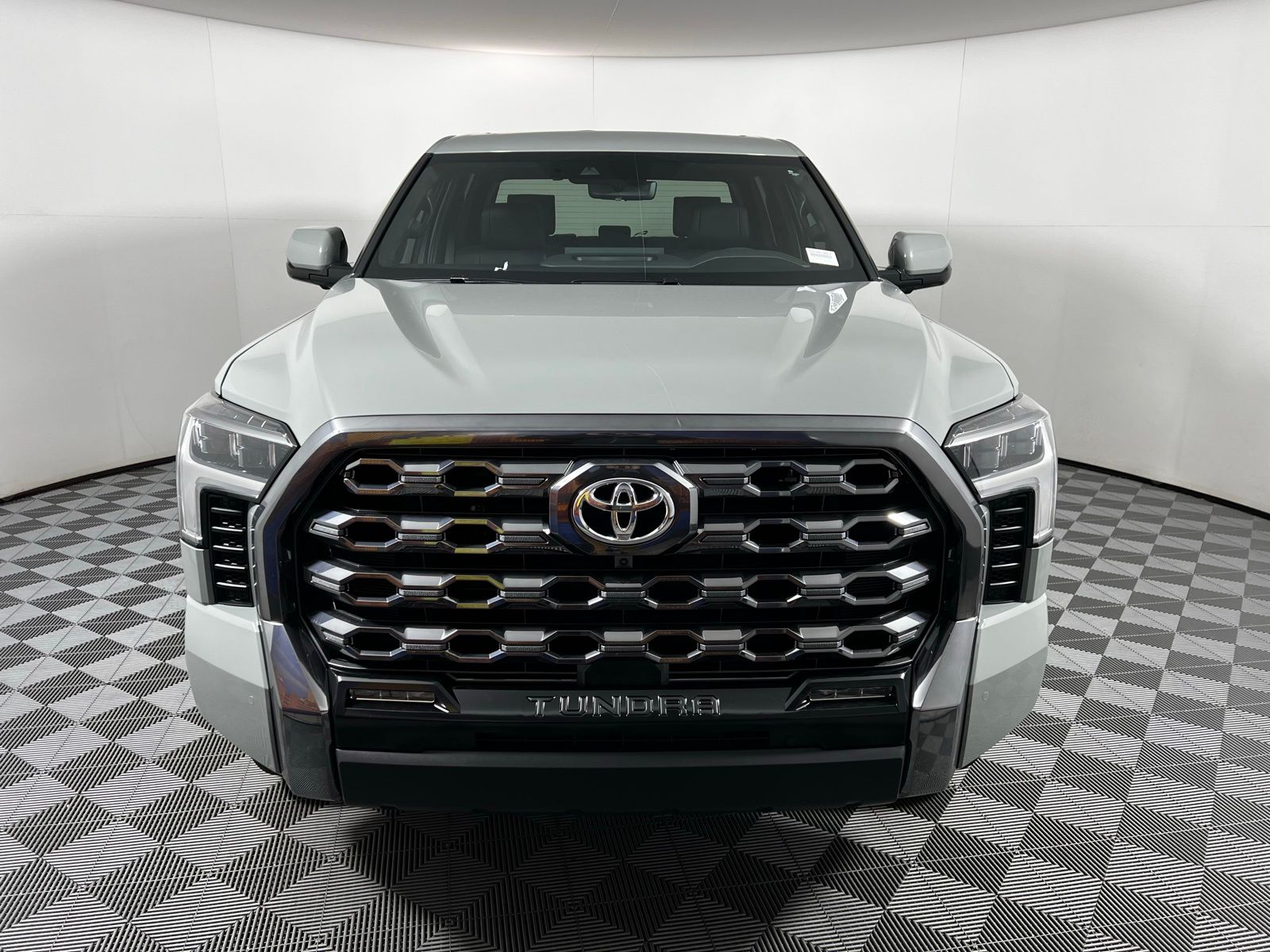 2025 Toyota Tundra Platinum 2