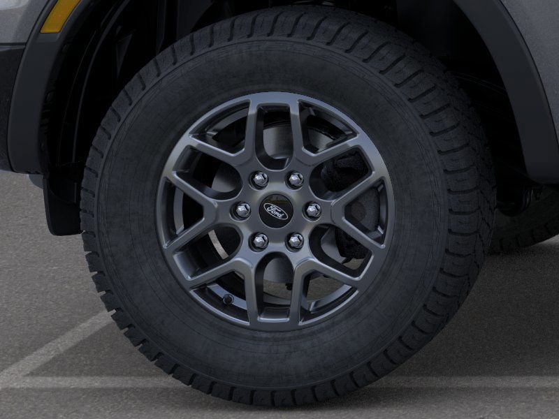 New 2026 Carbonized Gray Metallic Ford XLT image 19