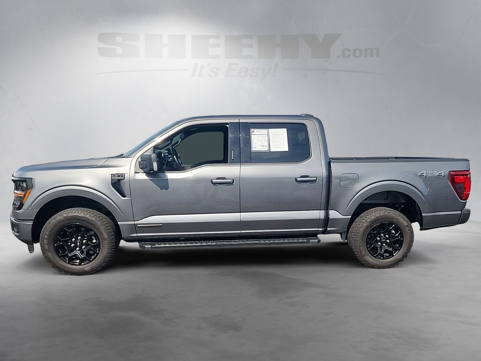 Certified Used 2024 Carbonized Gray Metallic Ford XLT image 15