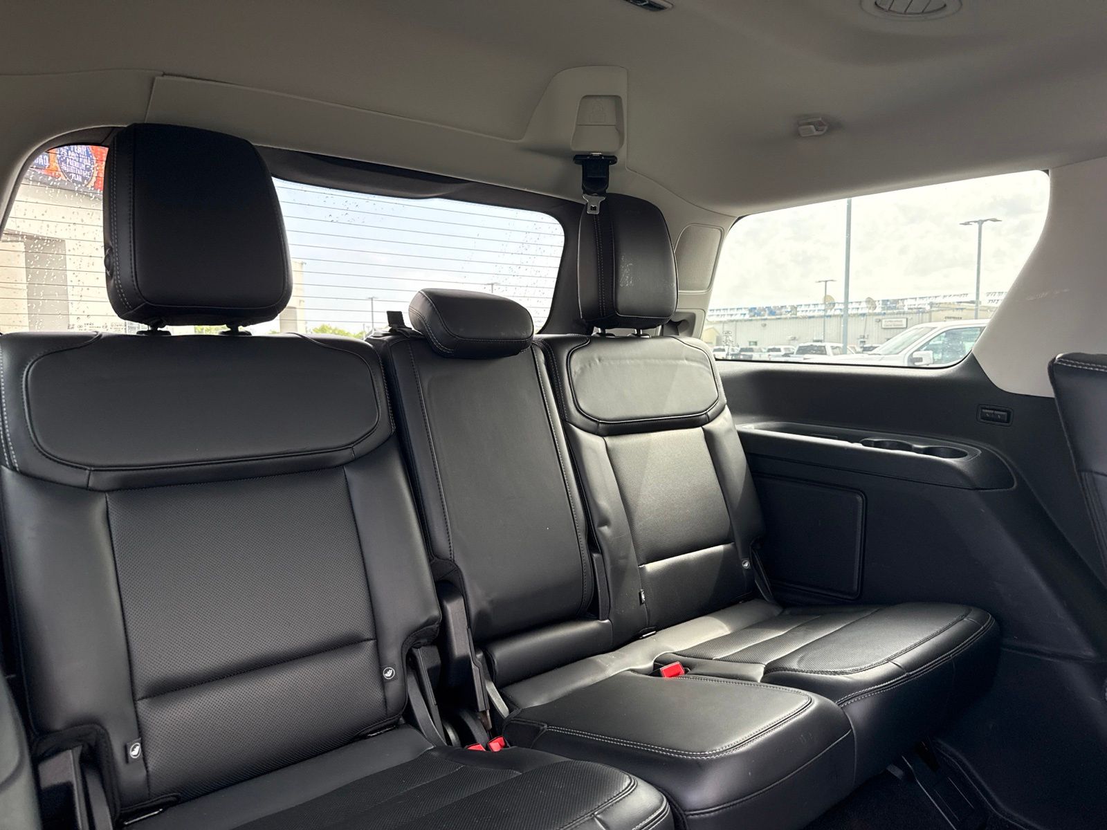 2025 Ford Expedition image 9