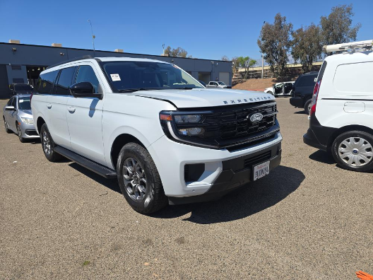 Used 2025 Silver Ford Active image 3