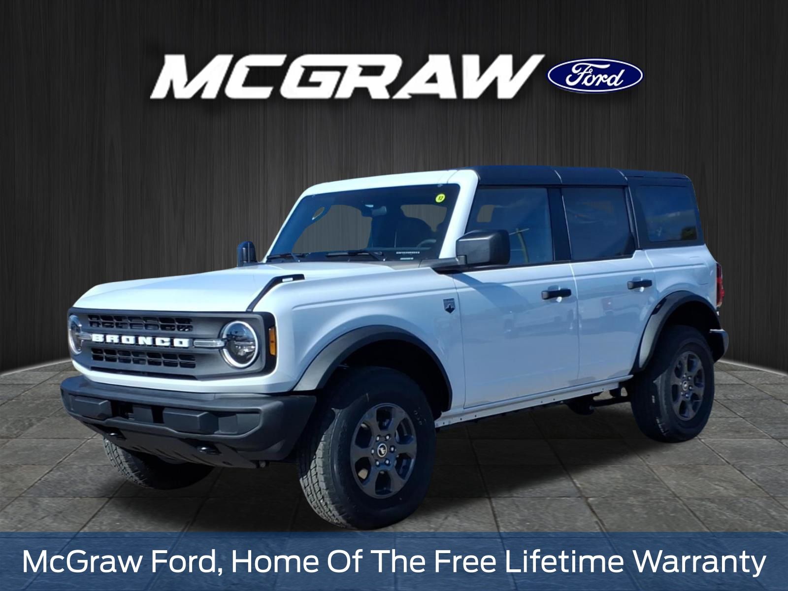 Oxford White 2026 Ford Bronco SUV / Crossover Four-Wheel Drive Automatic