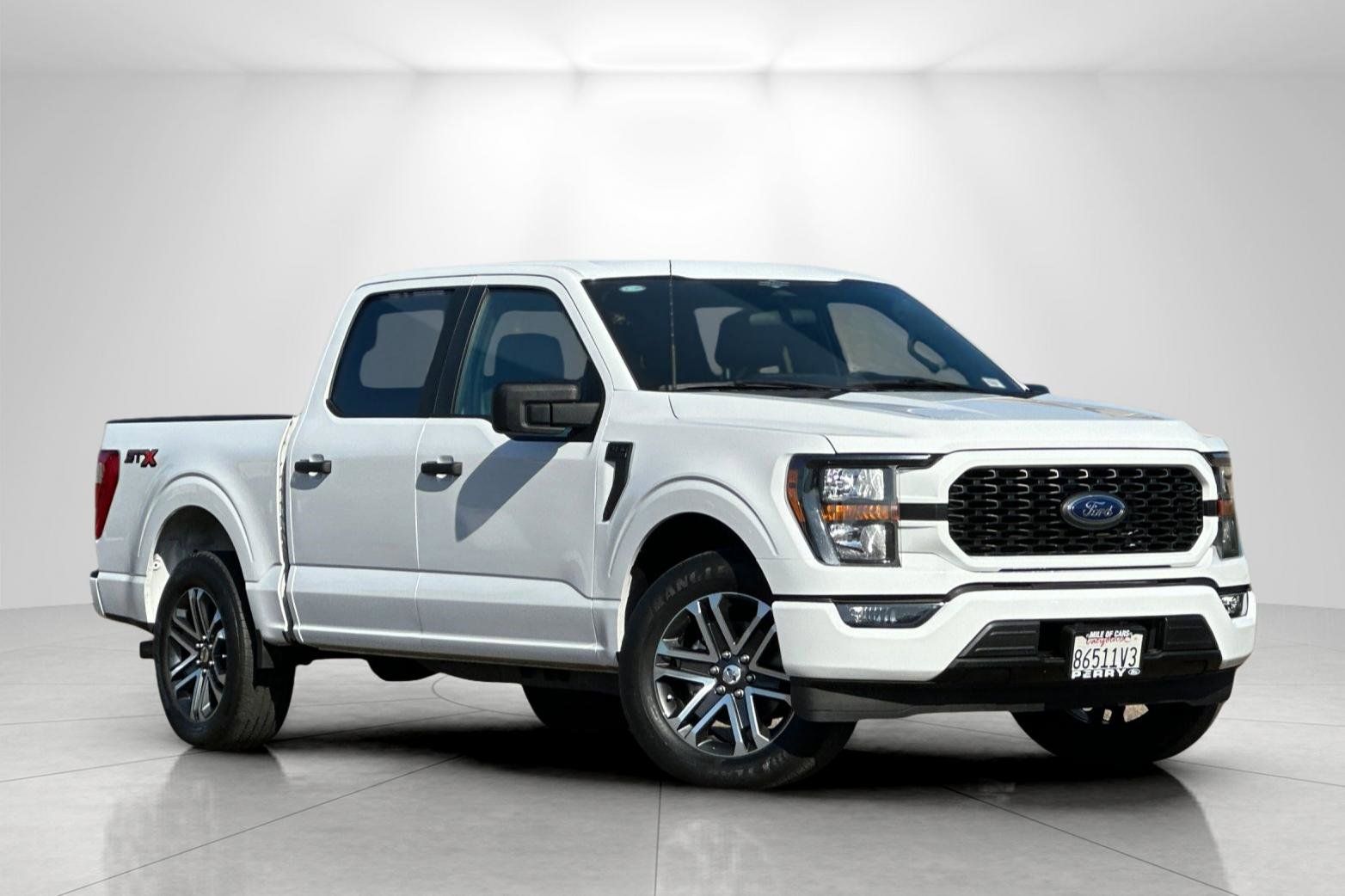 Oxford White 2023 Ford F-150 XL SuperCrew RWD Pickup Truck 4X2 Automatic