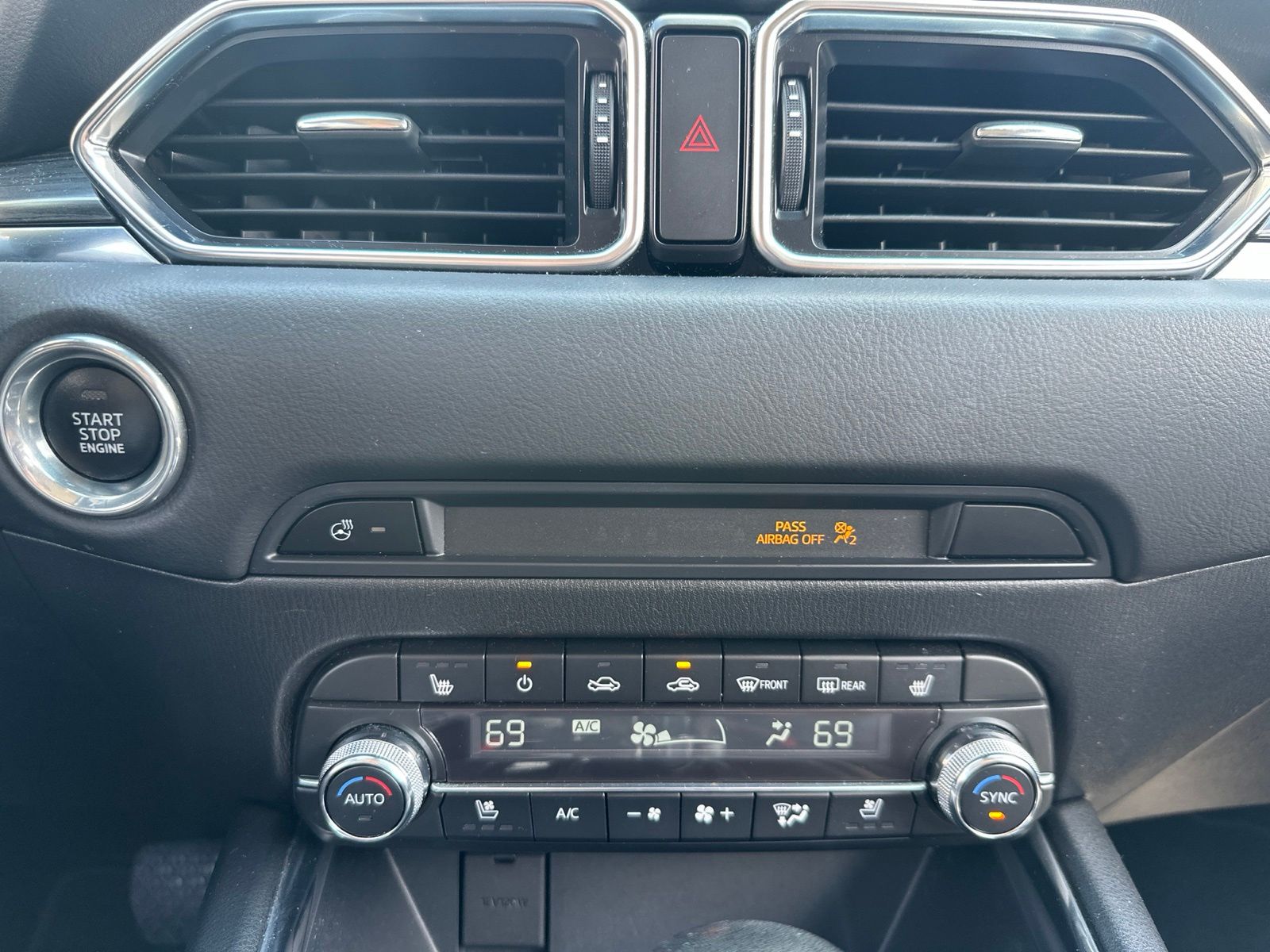 Used 2019 Blue Mazda Grand Touring Reserve image 23