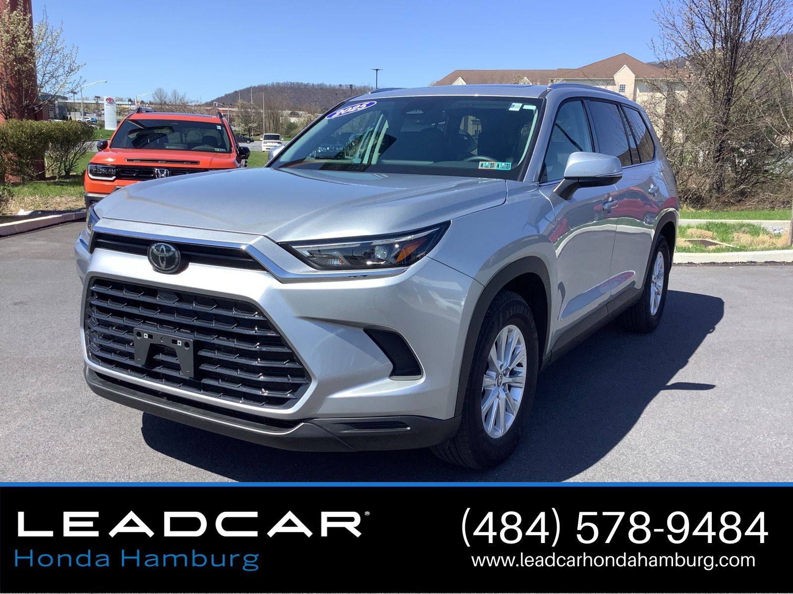 Celestial Silver Metallic 2025 Toyota Grand Highlander XLE AWD SUV / Crossover All-Wheel Drive 8-Speed Automatic