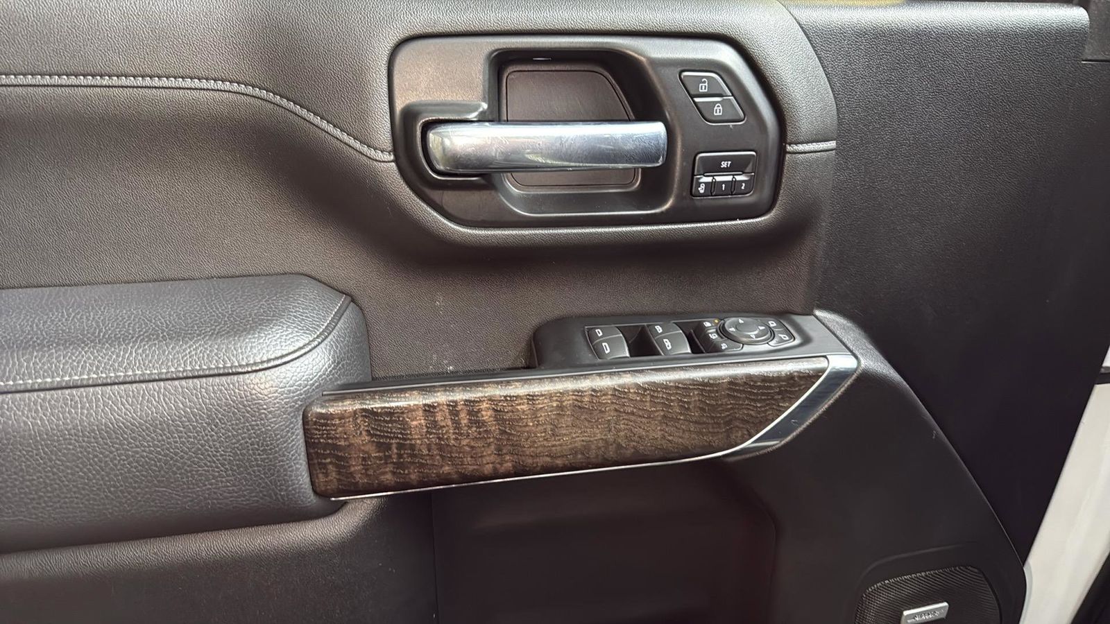 Used Car 2022 Gmc Sierra 2500hd  Denali For Sale Under $60,000 In Austin, Texas