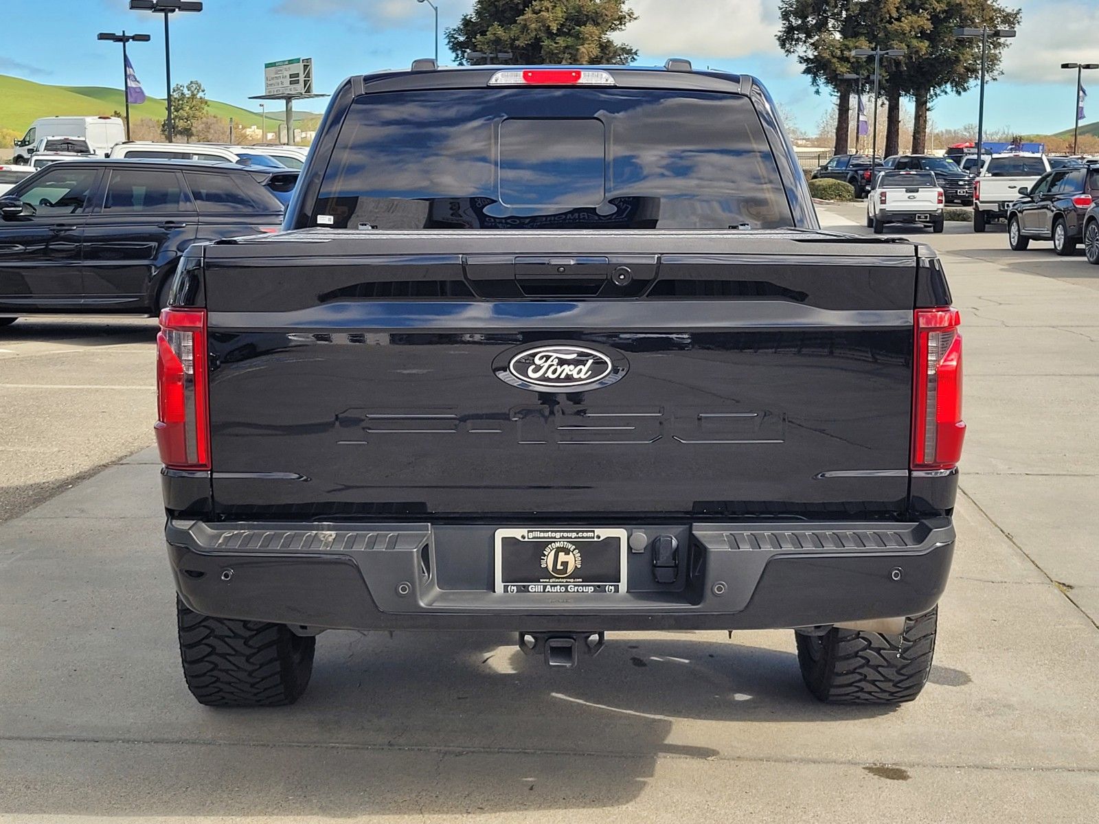 Used 2024 Black Ford XLT image 5