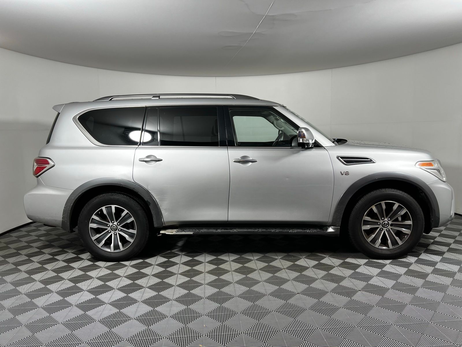 Thumbnail: 2019 Nissan Armada - 4
