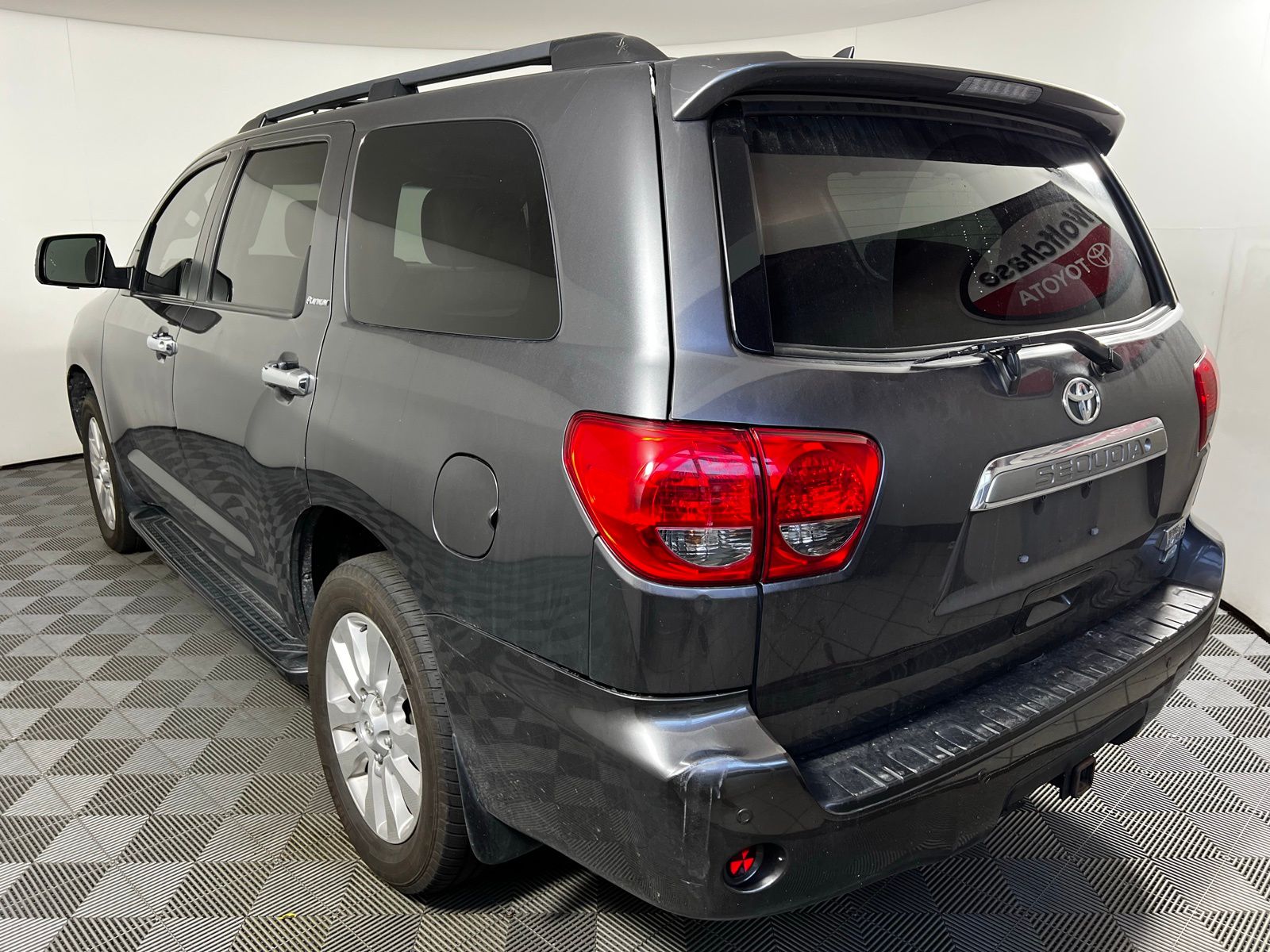 2016 Toyota Sequoia Platinum 7