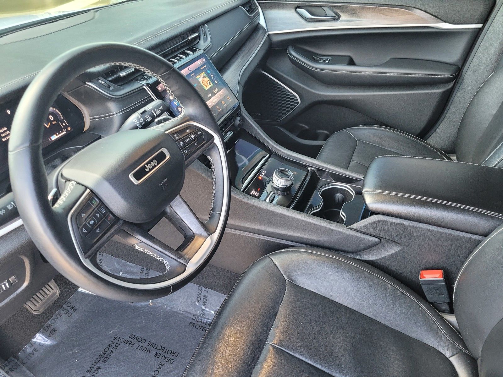 Used 2021 White Jeep Limited image 19