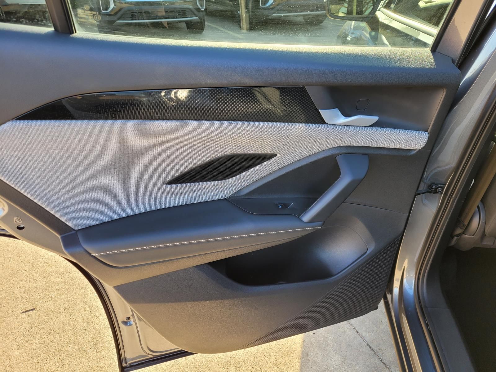 used 2025 Volkswagen Tiguan car, priced at $25,900