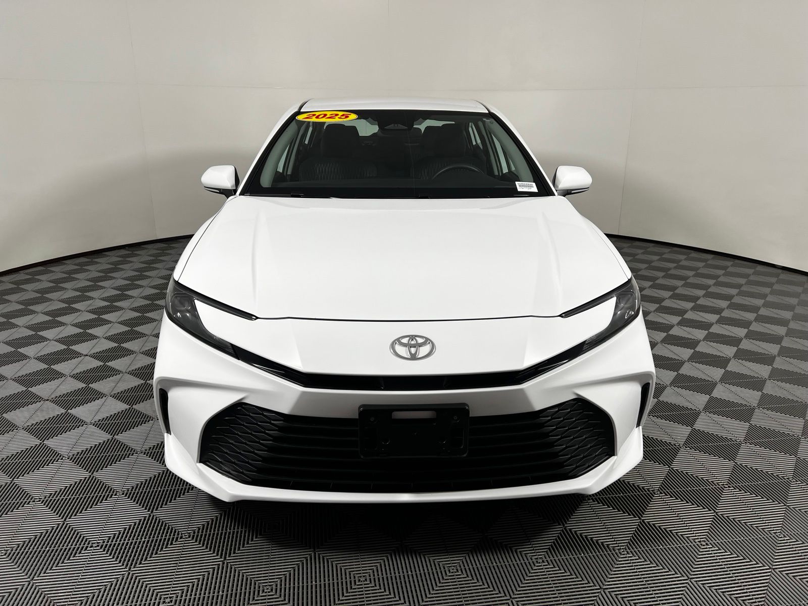 Thumbnail: 2025 Toyota Camry - 2