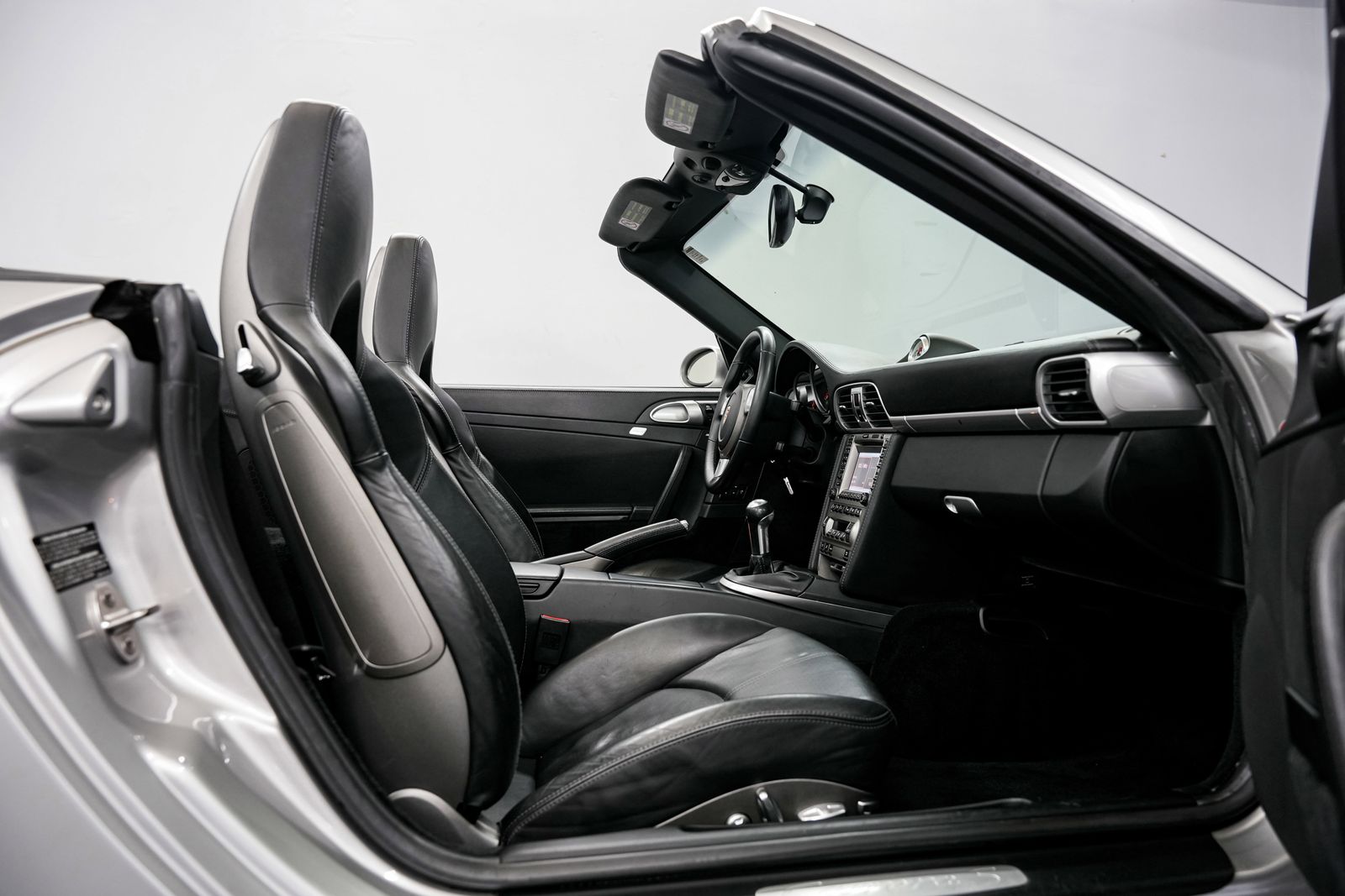 2005 Porsche 911 Carrera S — photo 27
