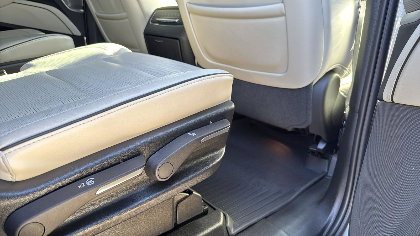Used Car 2023 Cadillac Escalade  Sport For Sale Under $80,000 In Austin, Texas