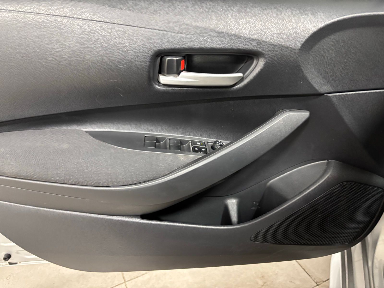 Used Car 2020 Toyota Corolla  Le For Sale Under $15,000 In Austin, Texas